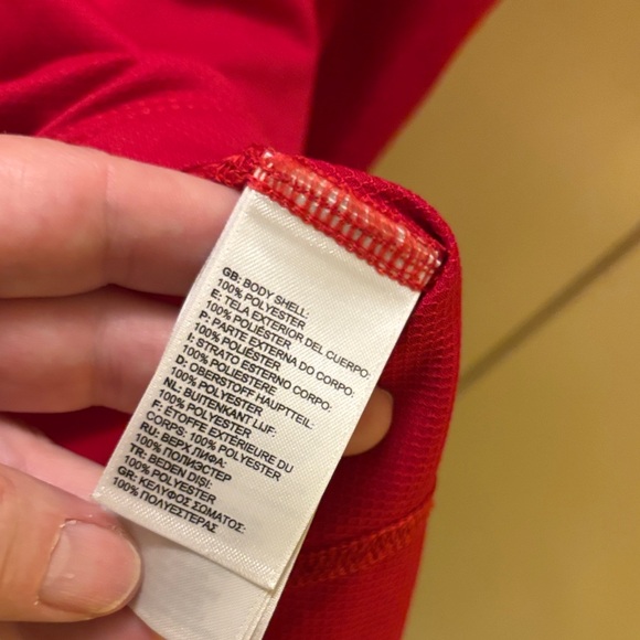 The North Face Women's Flashdry Red Short Sleeve Performance Tee XL - Picture 3 of 9